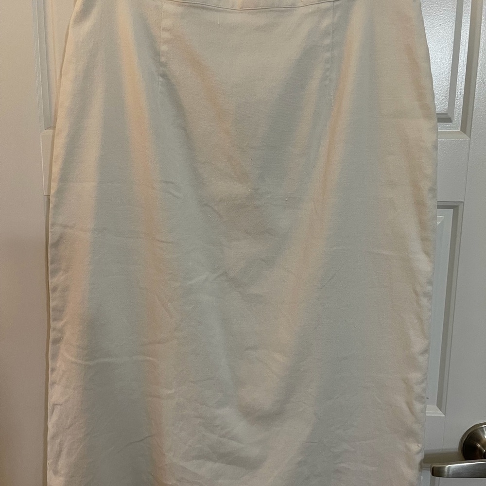 Newport News Linen/Cotton Blend Pencil Skirt